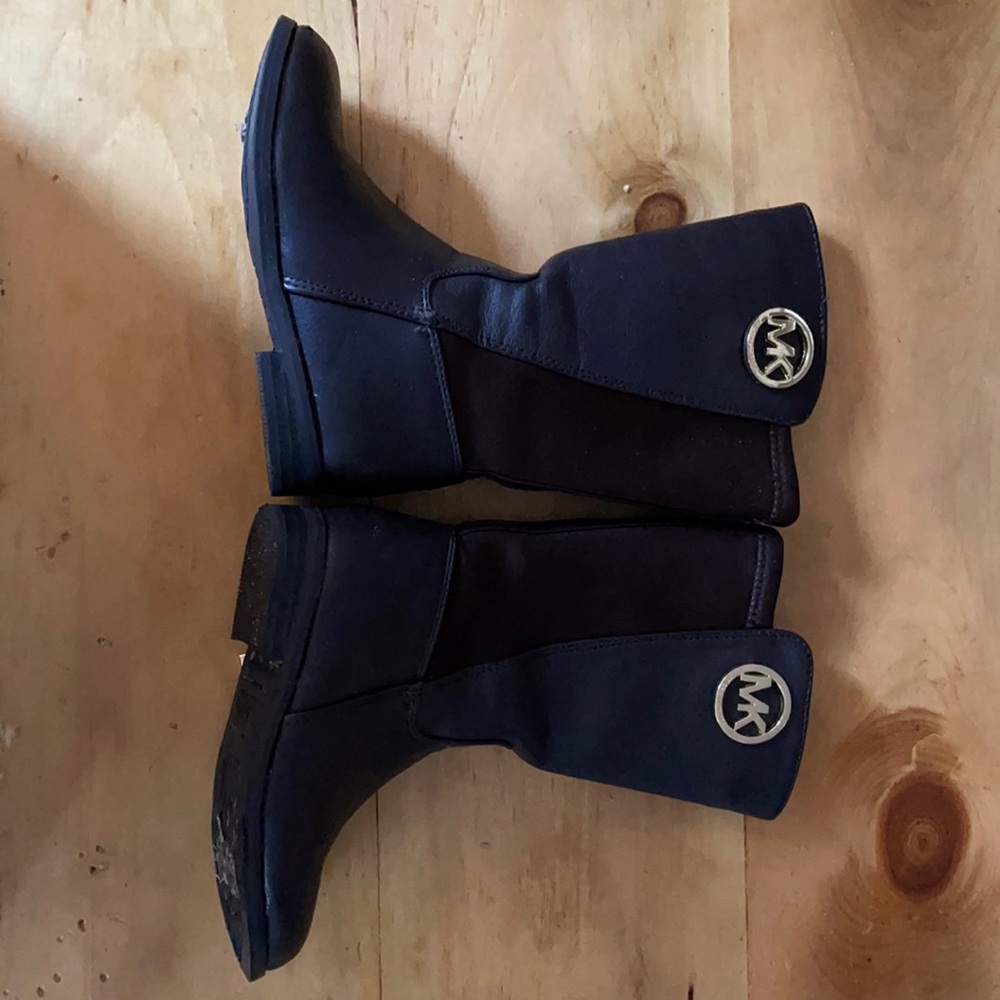 Kids riding boots